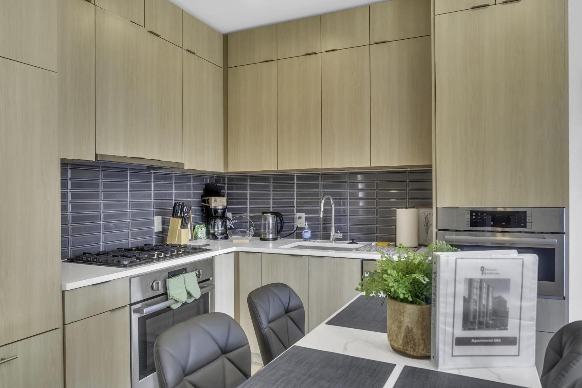 2br Near Dupont Circle Apts Apartment