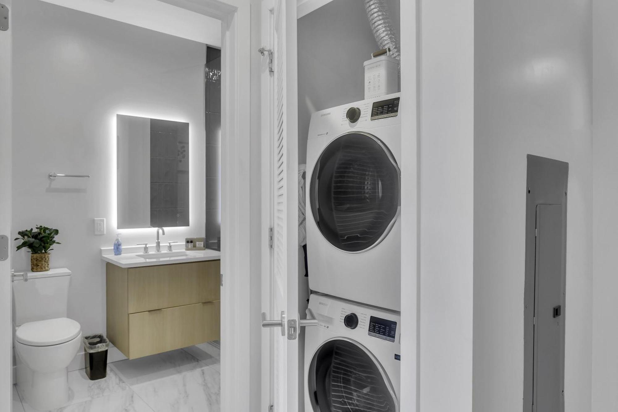 Apartment 2br Near Dupont Circle Apts