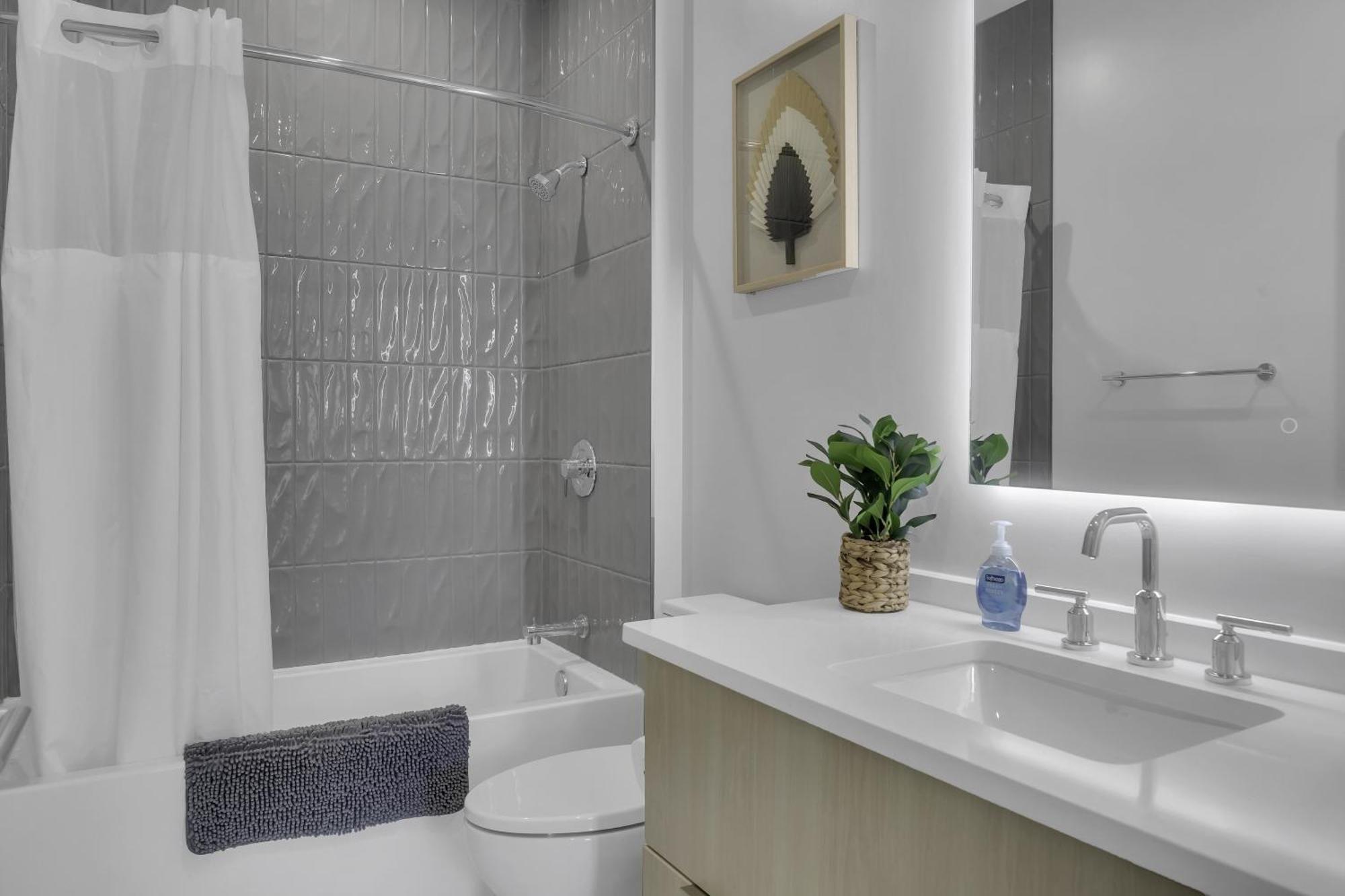 Apartment 2br Near Dupont Circle Apts Washington